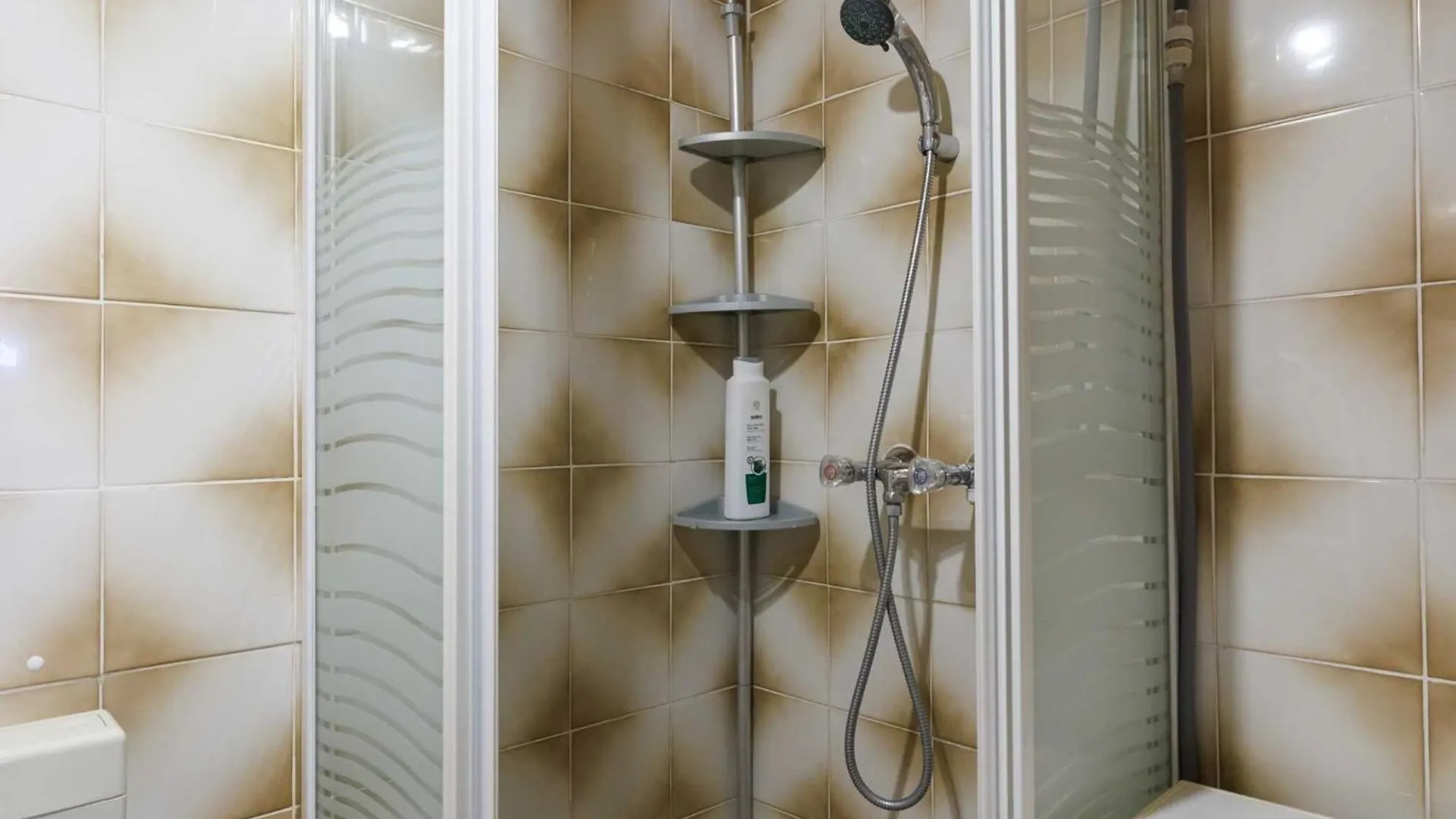 Classic And Trendy Apartment With Terrace - Two Bedroom Apartment With Terrace Krk Town