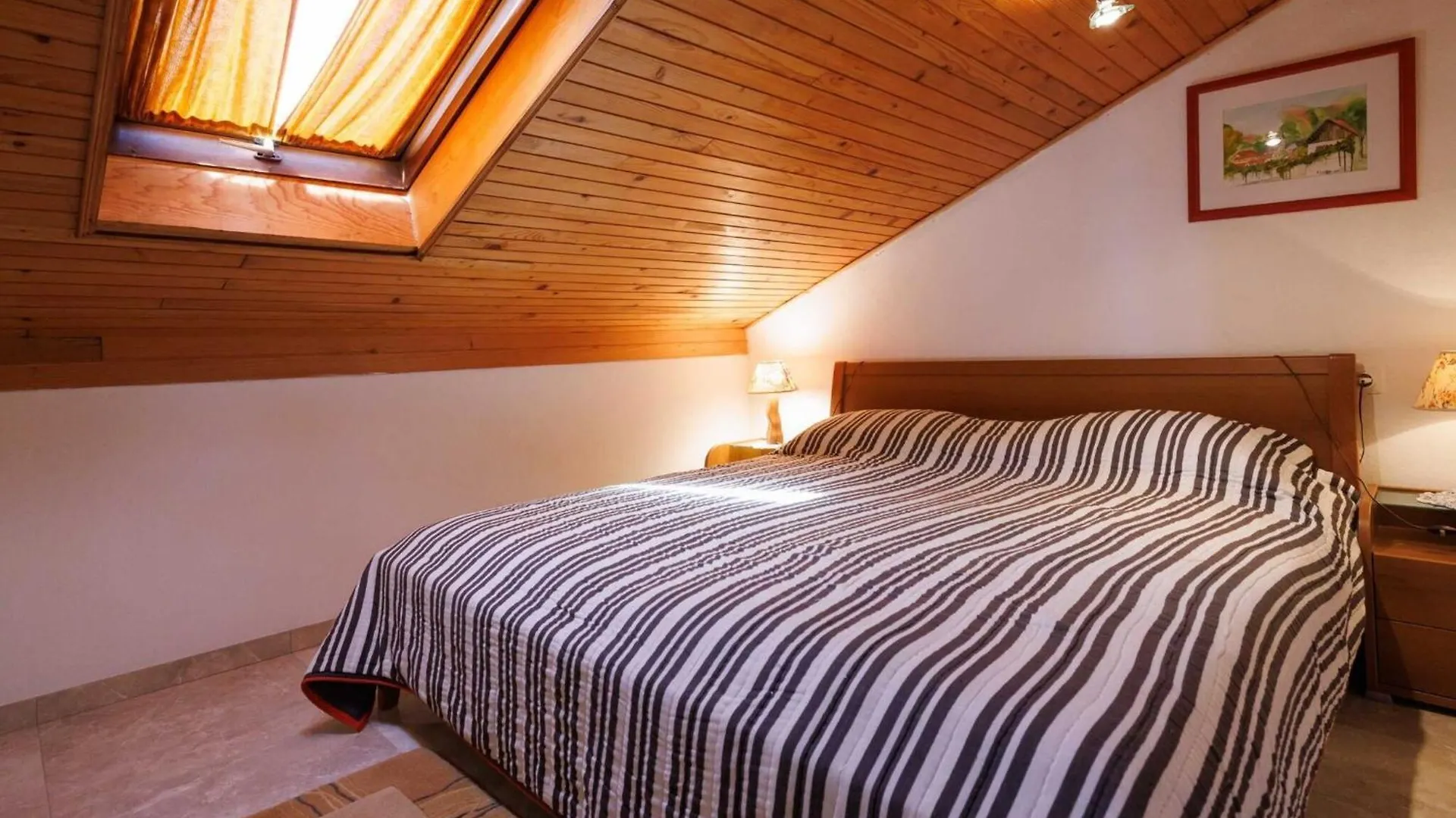 Classic And Trendy Apartment With Terrace - Two Bedroom Apartment With Terrace Krk Town
