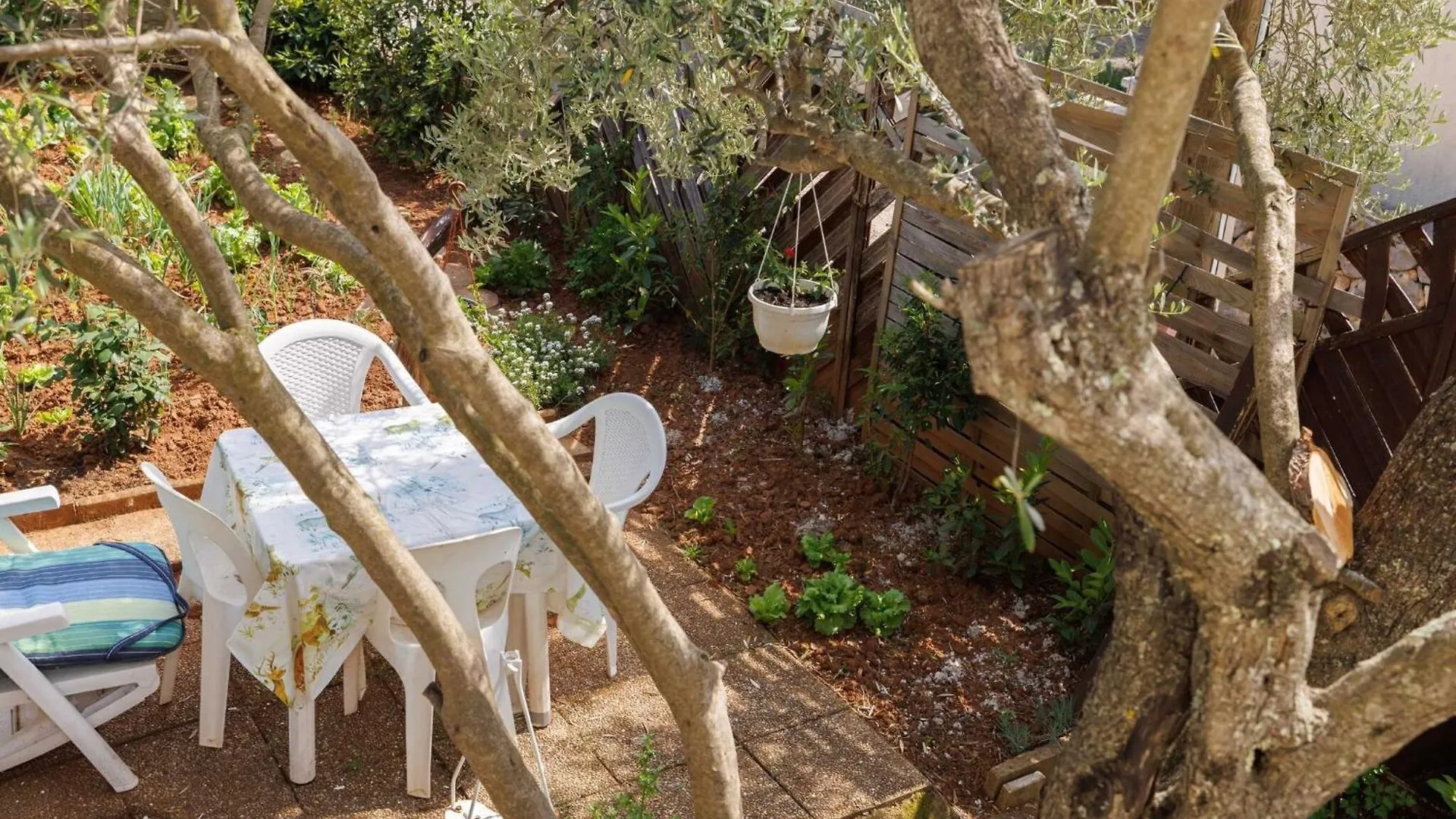 Classic And Trendy Apartment With Terrace - Two Bedroom Apartment With Terrace Krk Town