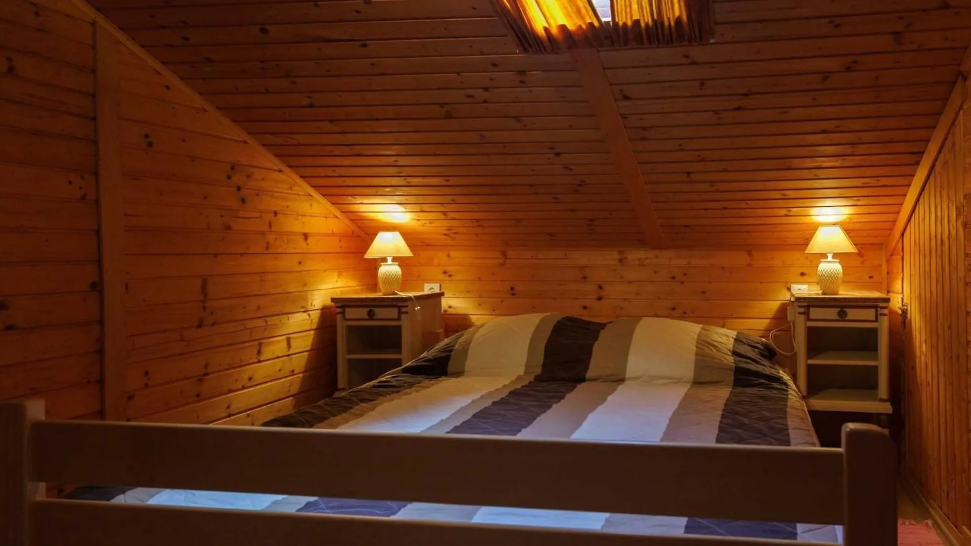 Classic And Trendy Apartment With Terrace - Two Bedroom Apartment With Terrace Krk Town