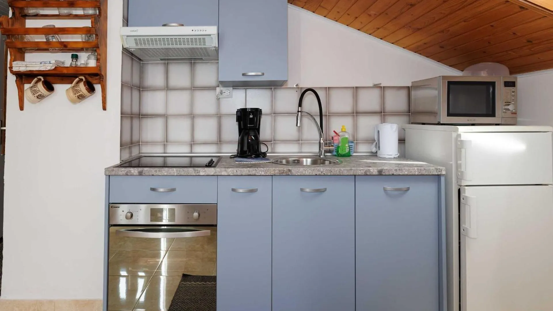 Classic And Trendy Apartment With Terrace - Two Bedroom Apartment With Terrace Krk Town 0*,